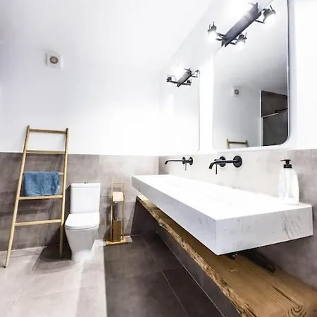 Apartment Amazing Triplex By The Beach *